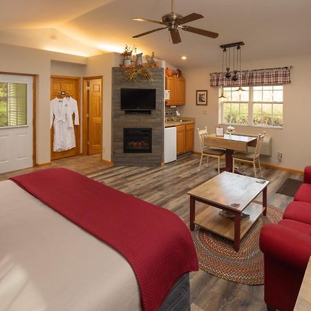 Hawk Valley Retreat & Cottages Galena Extérieur photo