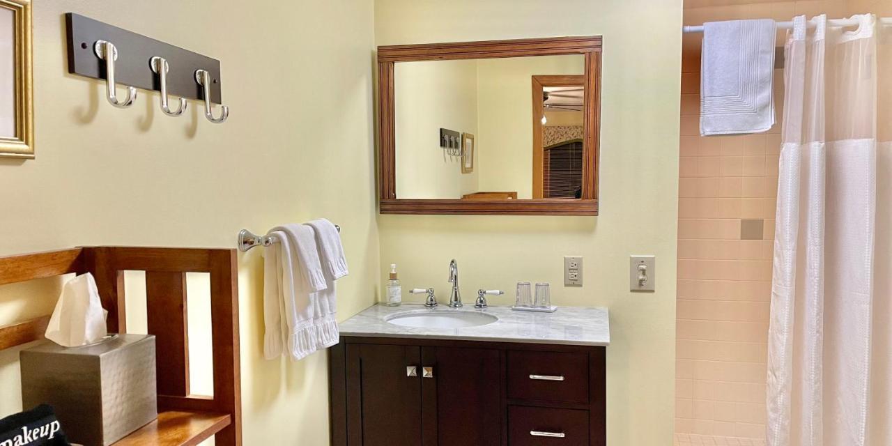 Hawk Valley Retreat & Cottages Galena Extérieur photo