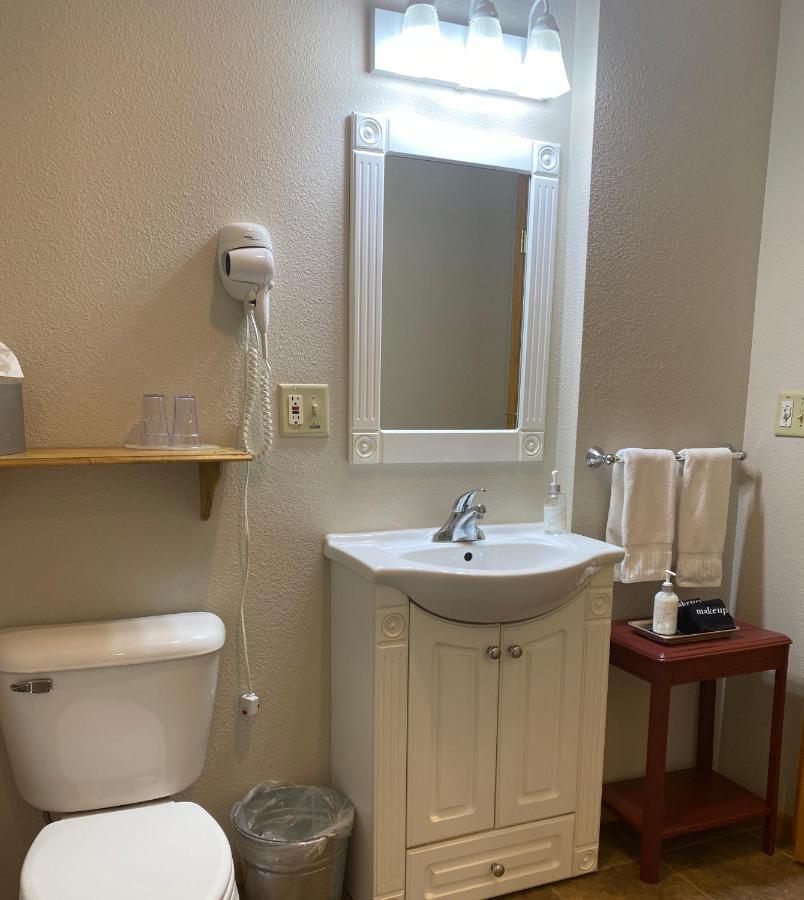 Hawk Valley Retreat & Cottages Galena Extérieur photo