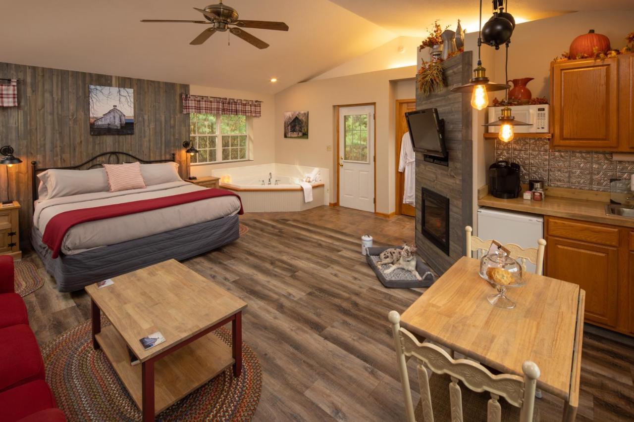 Hawk Valley Retreat & Cottages Galena Extérieur photo
