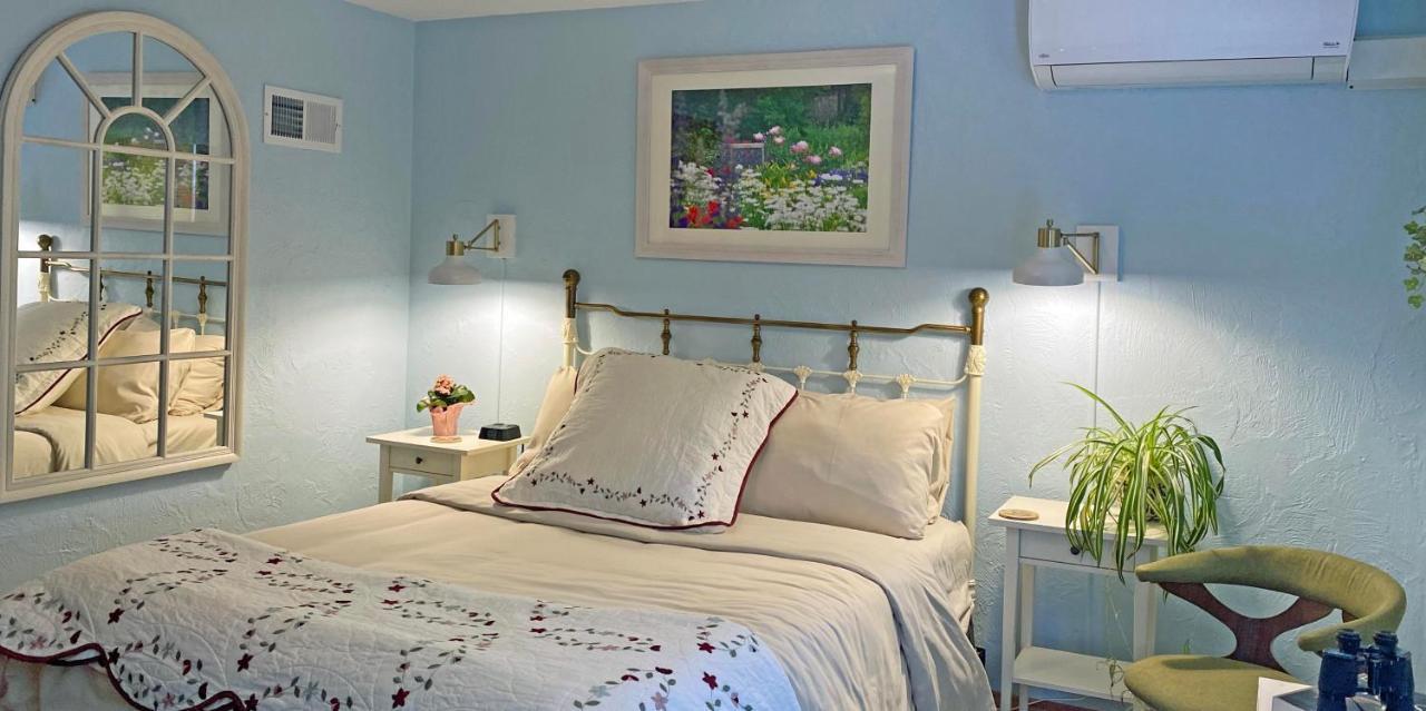 Hawk Valley Retreat & Cottages Galena Extérieur photo