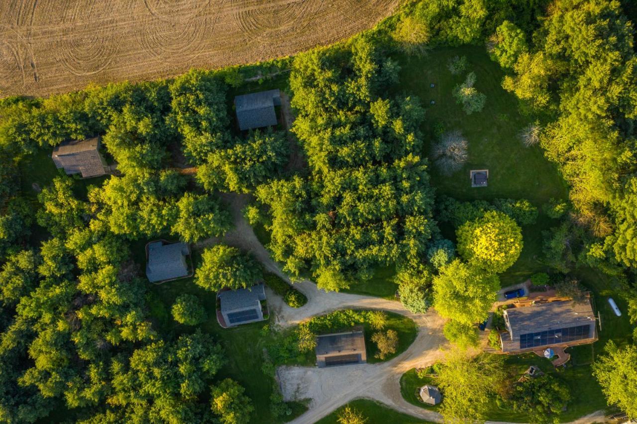 Hawk Valley Retreat & Cottages Galena Extérieur photo
