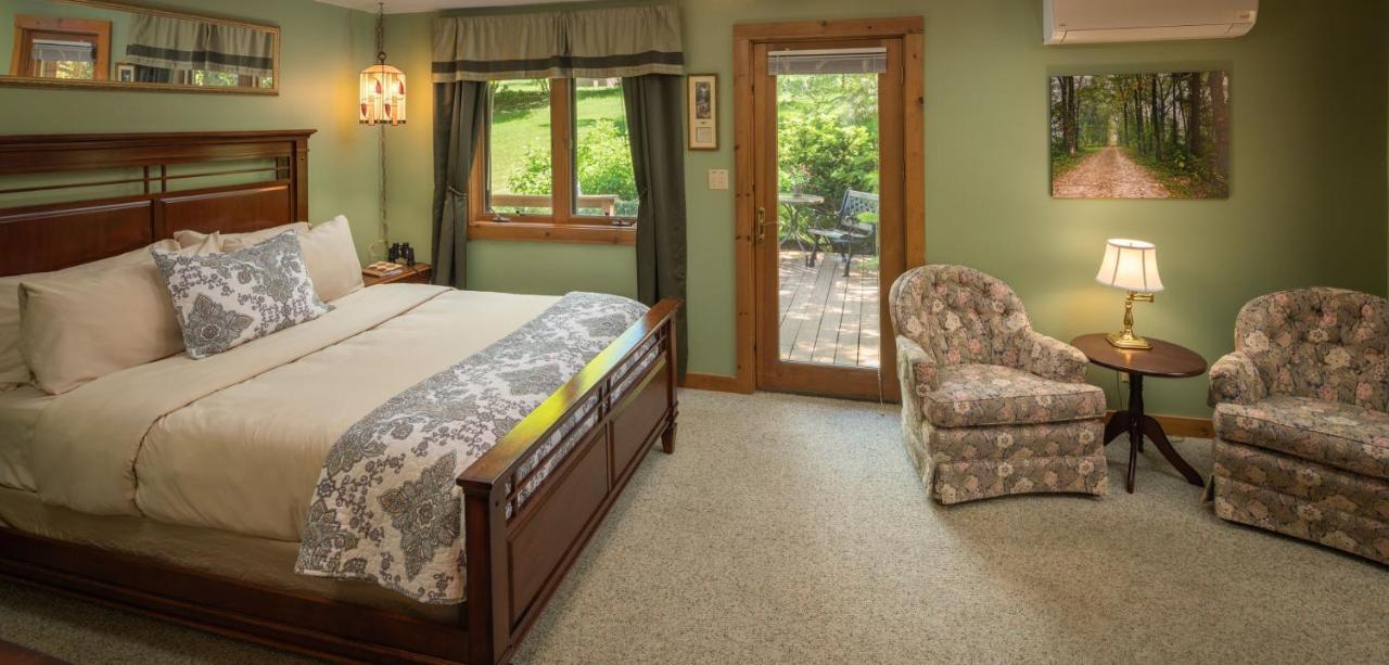 Hawk Valley Retreat & Cottages Galena Extérieur photo